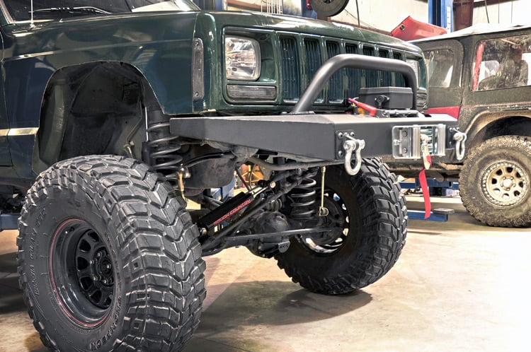 RC BUMPER LIGHT MOUNT BAR JEEP XJ 84-01